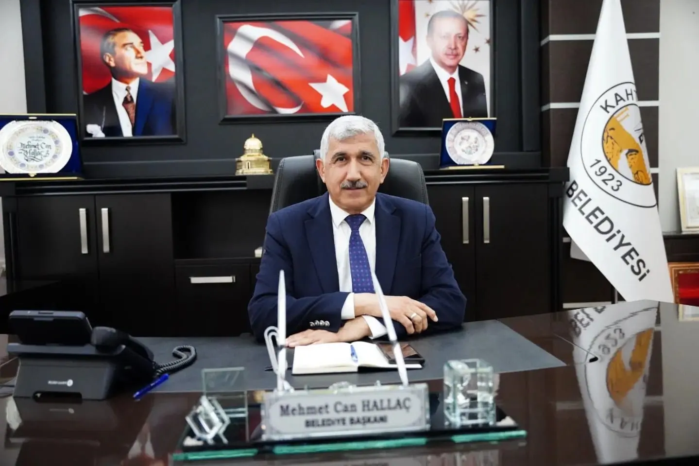 Adıyaman’ın Kahta ilçe Belediye Başkanı Mehmet Can Hallaç, Ramazan Bayramı