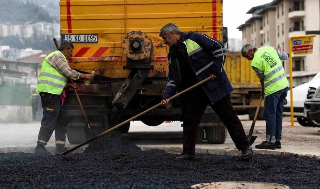 Bursa Büyükşehir Belediyesi, altyapıdan üstyapıya kentin 17 ilçesinde hizmetlerini kesintisiz