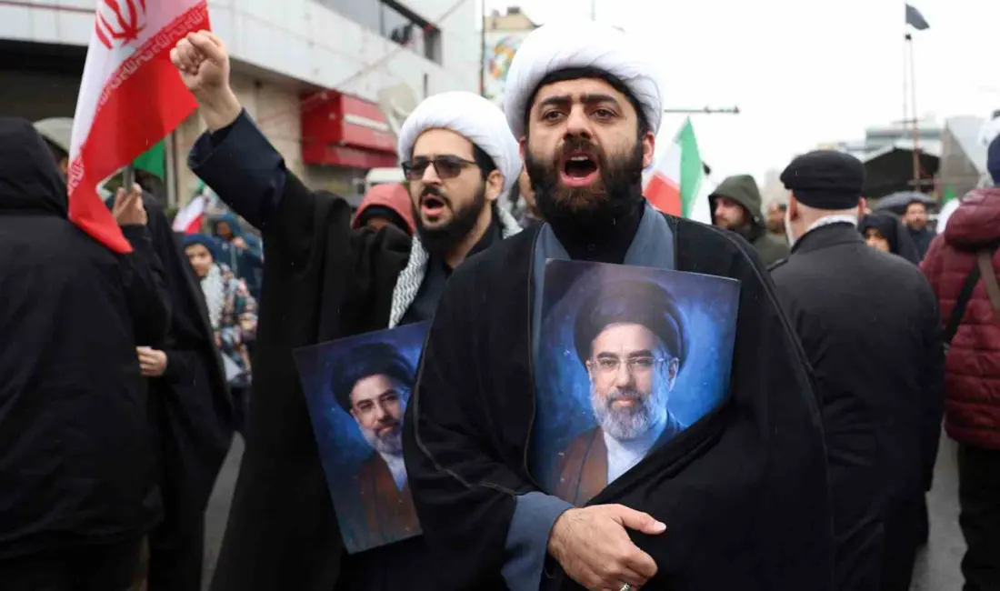 İran genelinde Kudüs Günü kapsamında yoğun katılımla düzenlenen yürüyüşlerde ABD