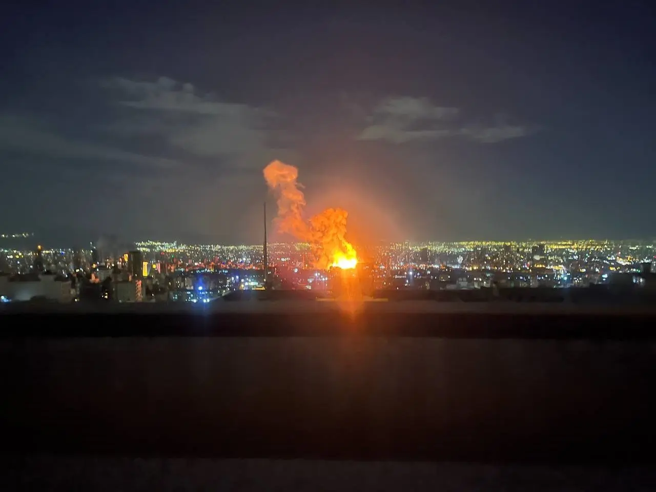 İran’ın başkenti Tahran’daki İran Radyo ve Televizyon Kurumu’na (IRIB) düzenlenen