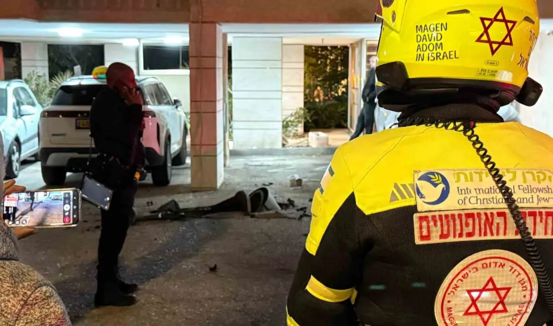 İran’ın İsrail’e gerçekleştirdiği son füze saldırılarının birçok bölgede maddi zarara