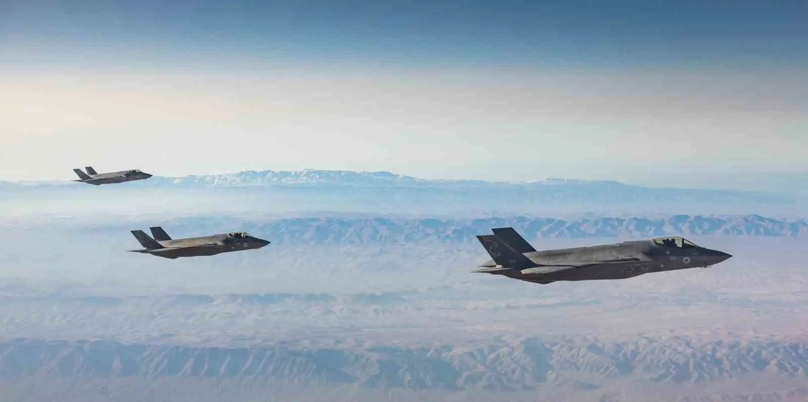 İsrail ordusu, son 24 saatte İran’ın batı ve orta kesimlerinde