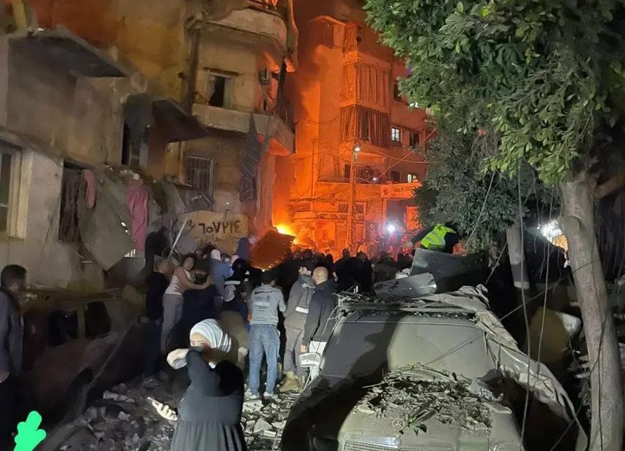 İsrail ordusundan yapılan açıklamada, Lübnan’daki Hizbullah’a ait hedeflere çok sayıda