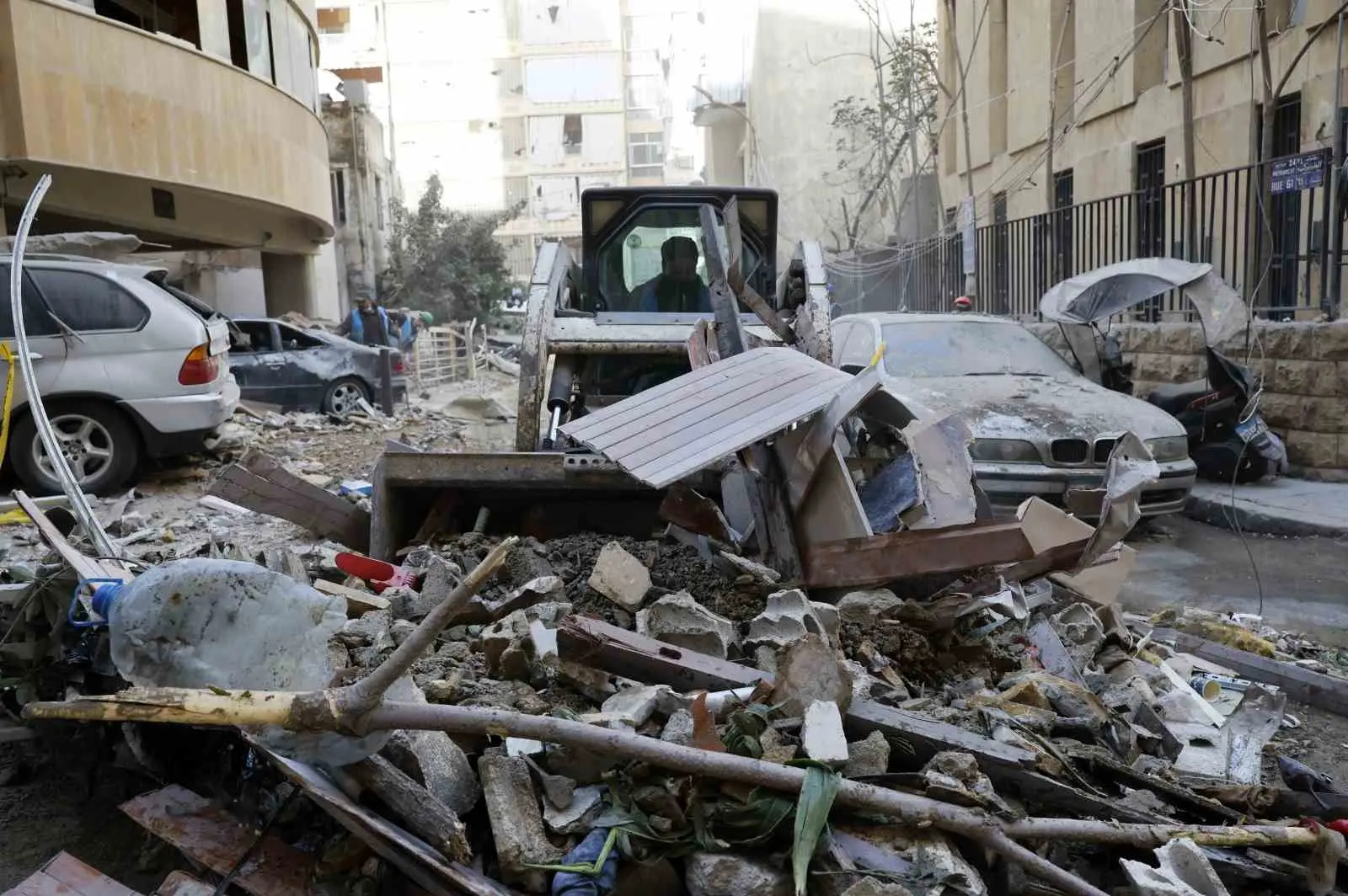 İsrail’in Lübnan’ın başkenti Beyrut’ta gece saatlerinde düzenlediği hava saldırılarında hayatını