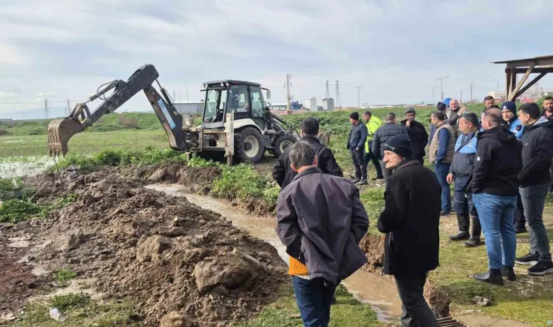 Karacabey’de günlerdir etkili olan yoğun yağışın ardından oluşan su baskını