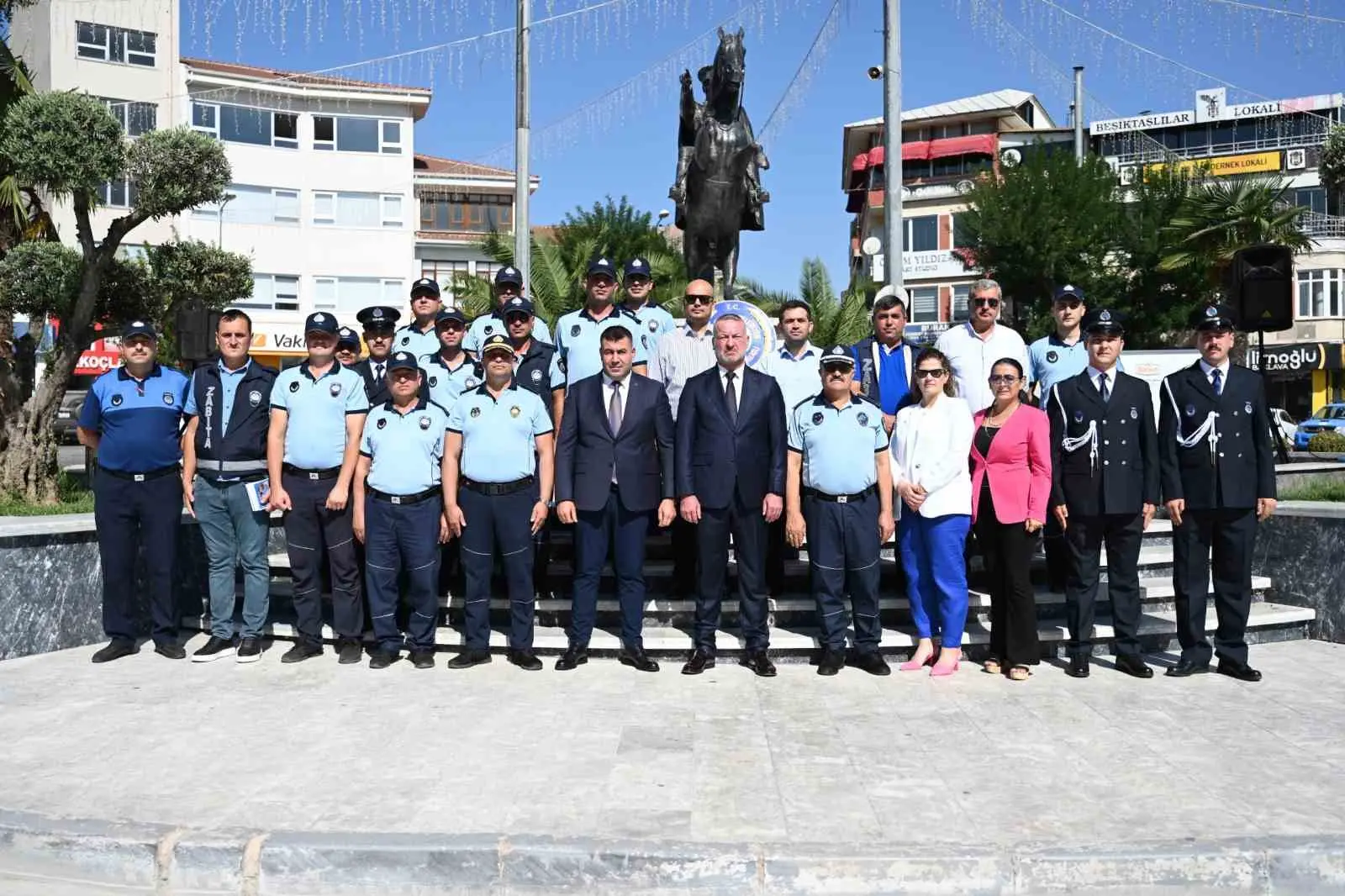 Bursa’nın Karacabey ilçesinde zabıta ekipleri, 2025 yılı boyunca gerçekleştirdiği denetimlerle