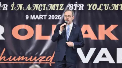 AK Parti İzmir Milletvekili Dr. Mehmet Kasapoğlu, İzmir’de düzenlenen iftar