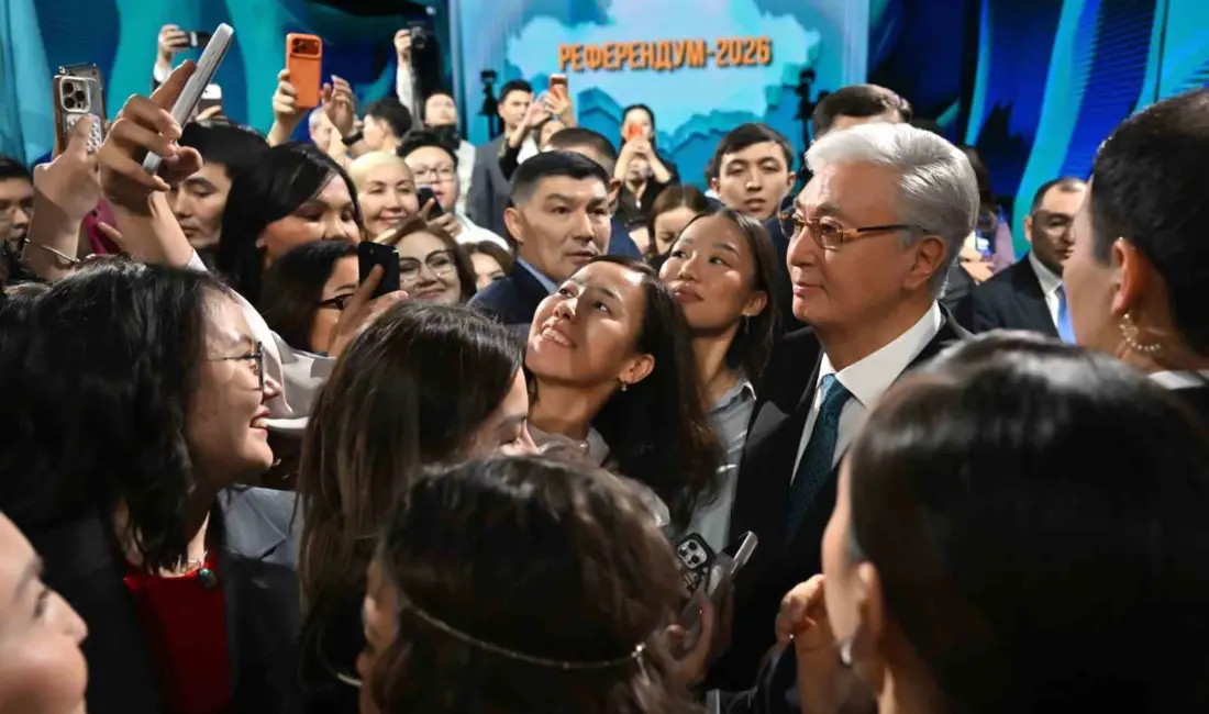 Kazakistan’da yeni Anayasa’nın kabulü için yapılan referandumda sandık çıkış anket