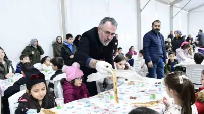 Kestel Belediye Başkanı Ferhat Erol, Ramazan Çocuk Etkinlikleri kapsamında düzenlenen