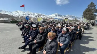 Kırgızistan’da baharın habercisi kabul edilen “Nevruz” kutlamaları renkli görüntülere sahne