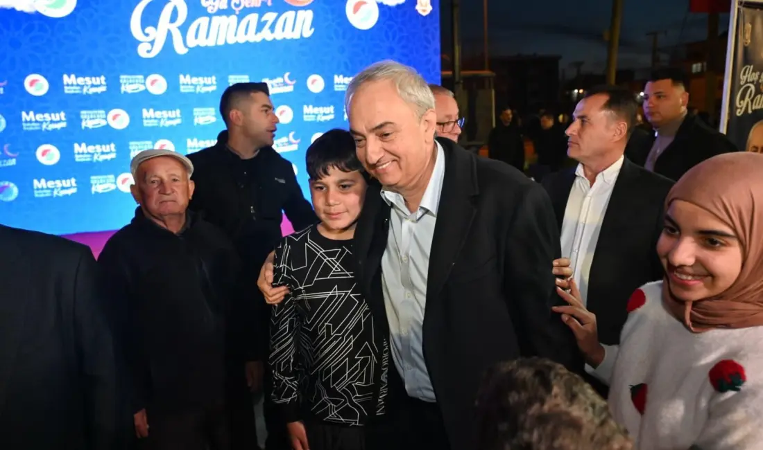 Varsak Menderes Mahallesi’ndeki iftar programında konuşan Kepez Belediye Başkanı Mesut