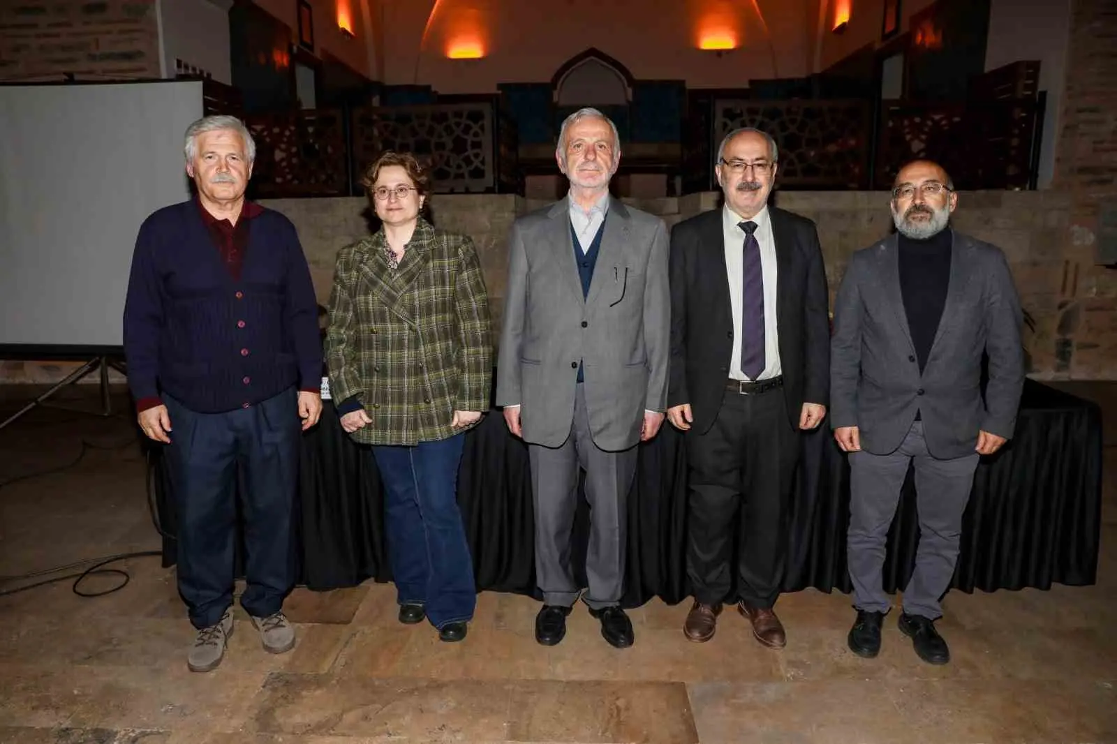 Bursa Büyükşehir Belediyesi tarafından geçmişten günümüze kaybolan kültürel mirası kayıt