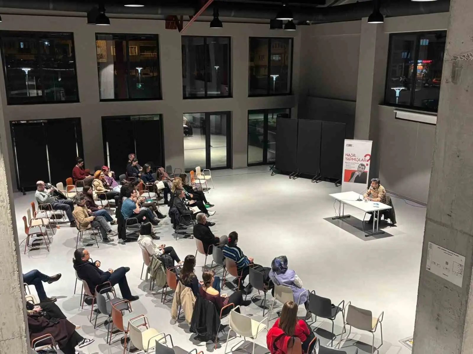 Doç. Dr. Levent Ünsaldı yürütücülüğünde düzenlenen “Nasıl Yapmışlar?” söyleşi dizisinde