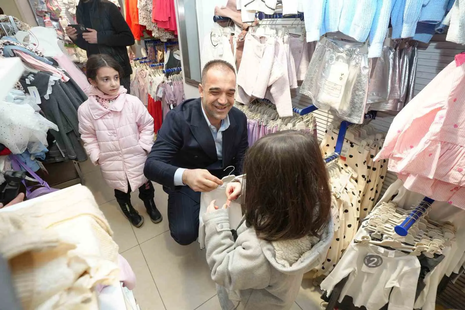 MHP Erzurum İl Başkanlığı ve KAÇEP işbirliği ile 500 çocuğa