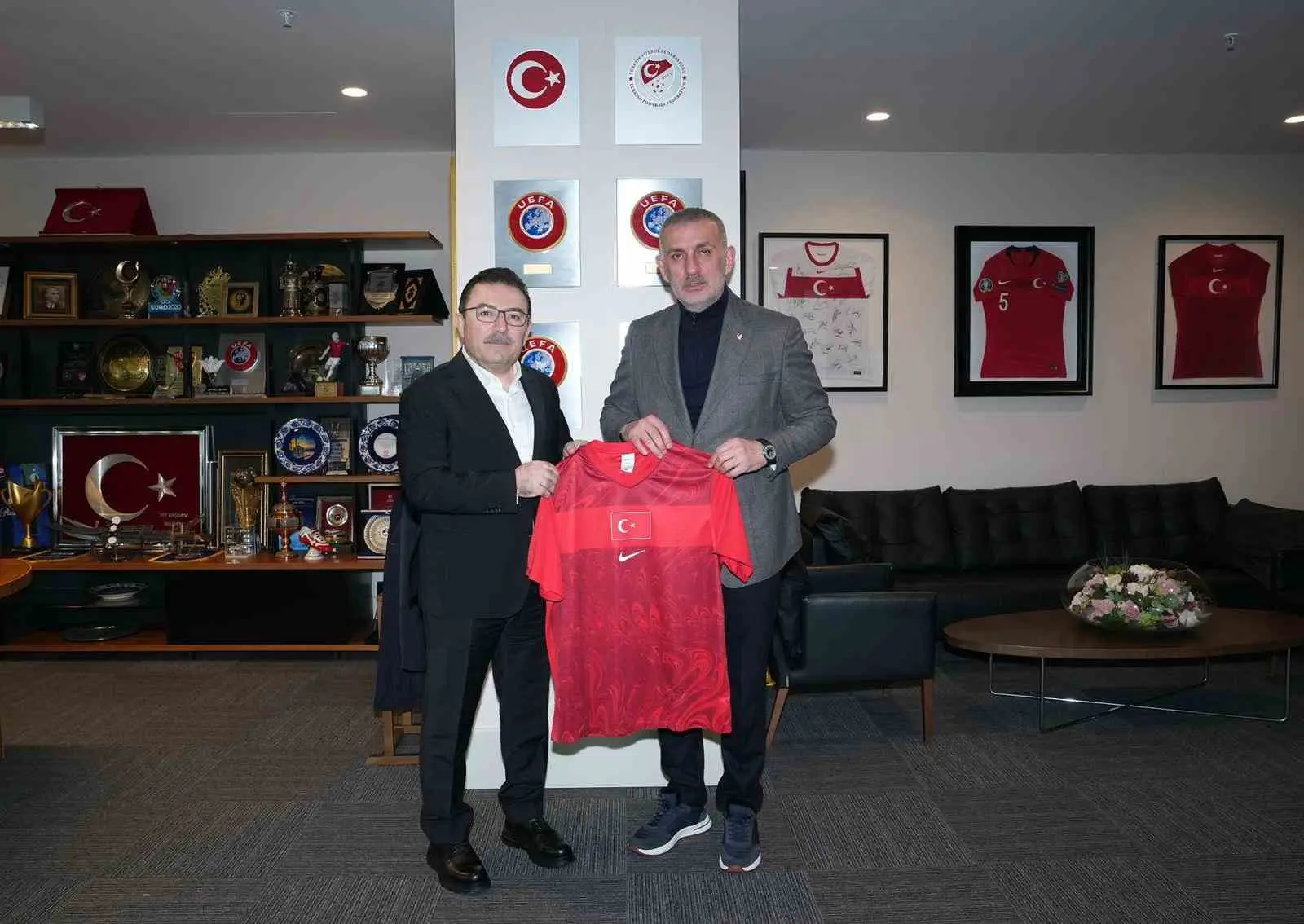 Önceki Dönem İçişleri Bakanı ve AK Parti Erzurum Milletvekili Selami