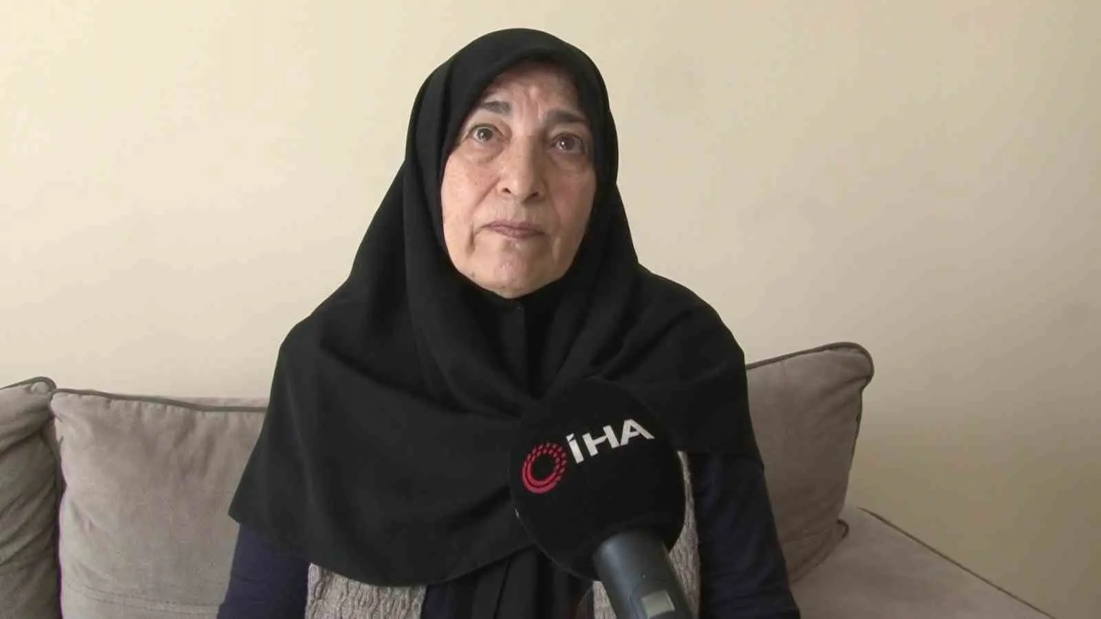 Uludağ’da milli kayakçı Berkin Usta ile kayak hocası babası Yahya