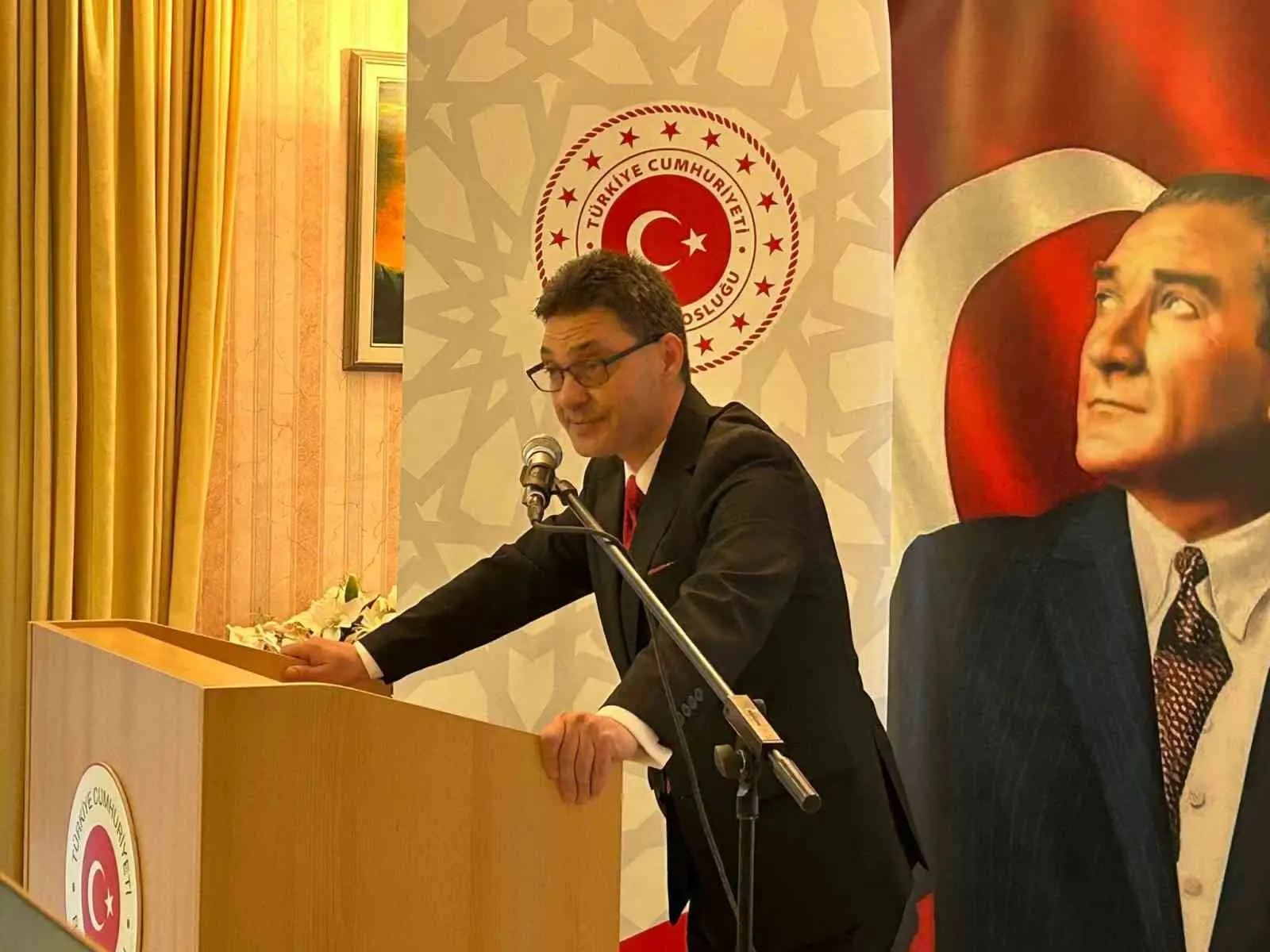 27 Mart Dünya Tiyatro Günü, Münih’te anlamlı ve sıcak bir