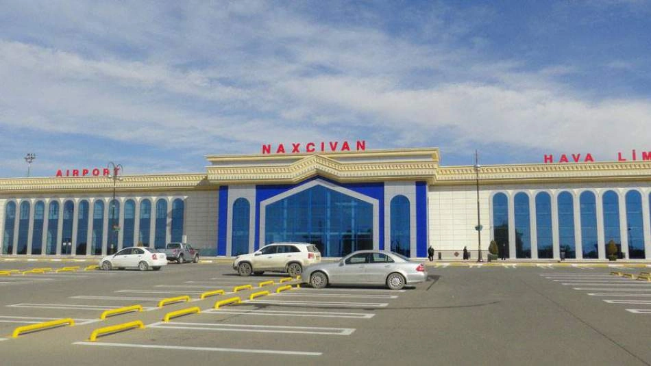 Sosyal medyada ve bazı yabancı kaynaklarda Nahçıvan Havaalanı’nın vurulduğuna dair