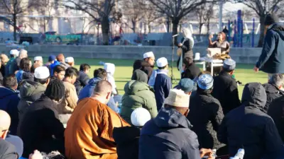 ABD’nin New York kentinde Ramazan Bayramı coşkuyla karşılanırken, sabahın erken