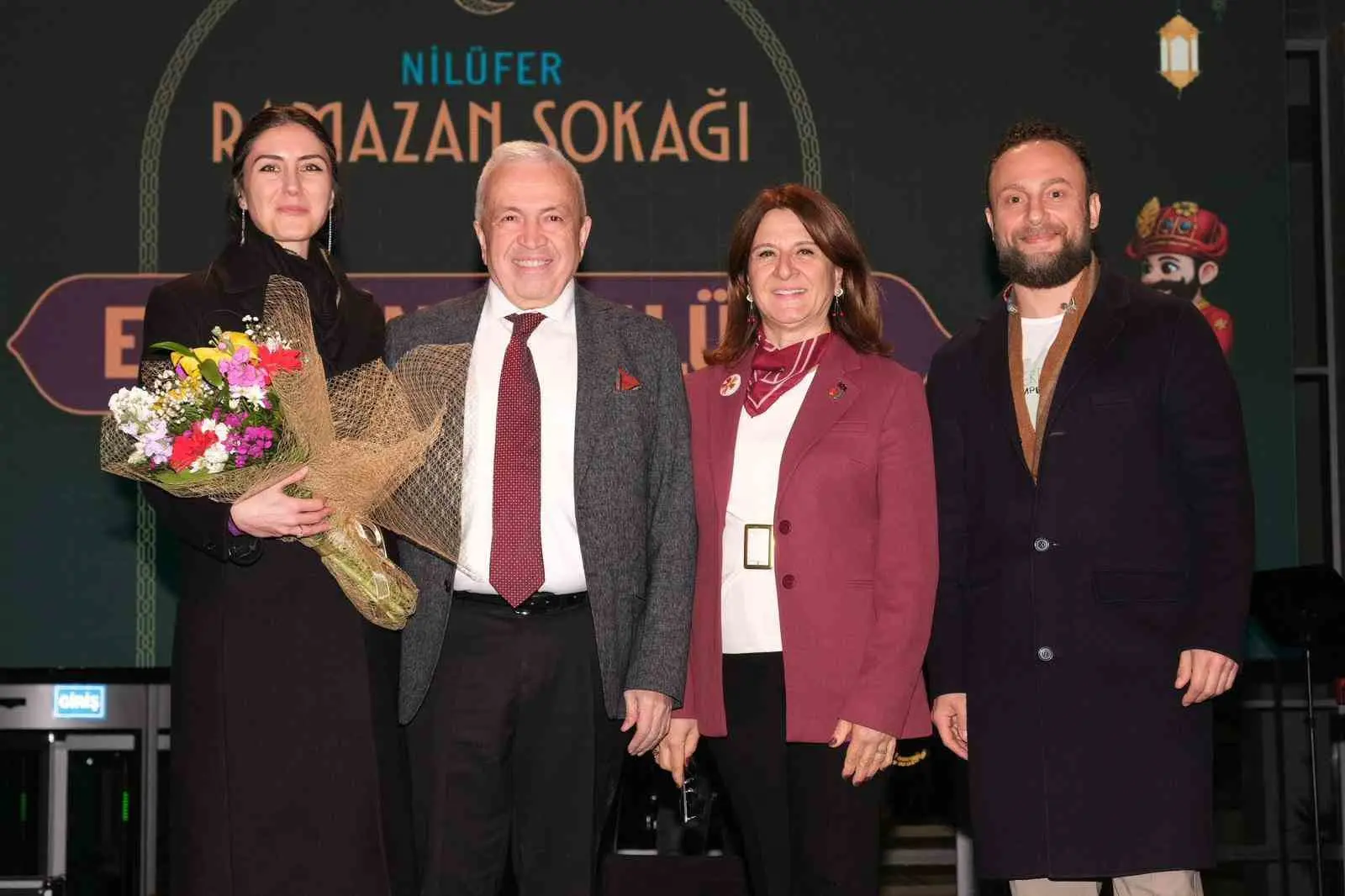 Nilüfer Belediyesi’nin Cumhuriyet Meydanı’nda düzenlediği Ramazan Sokağı etkinliklerinin son konuğu