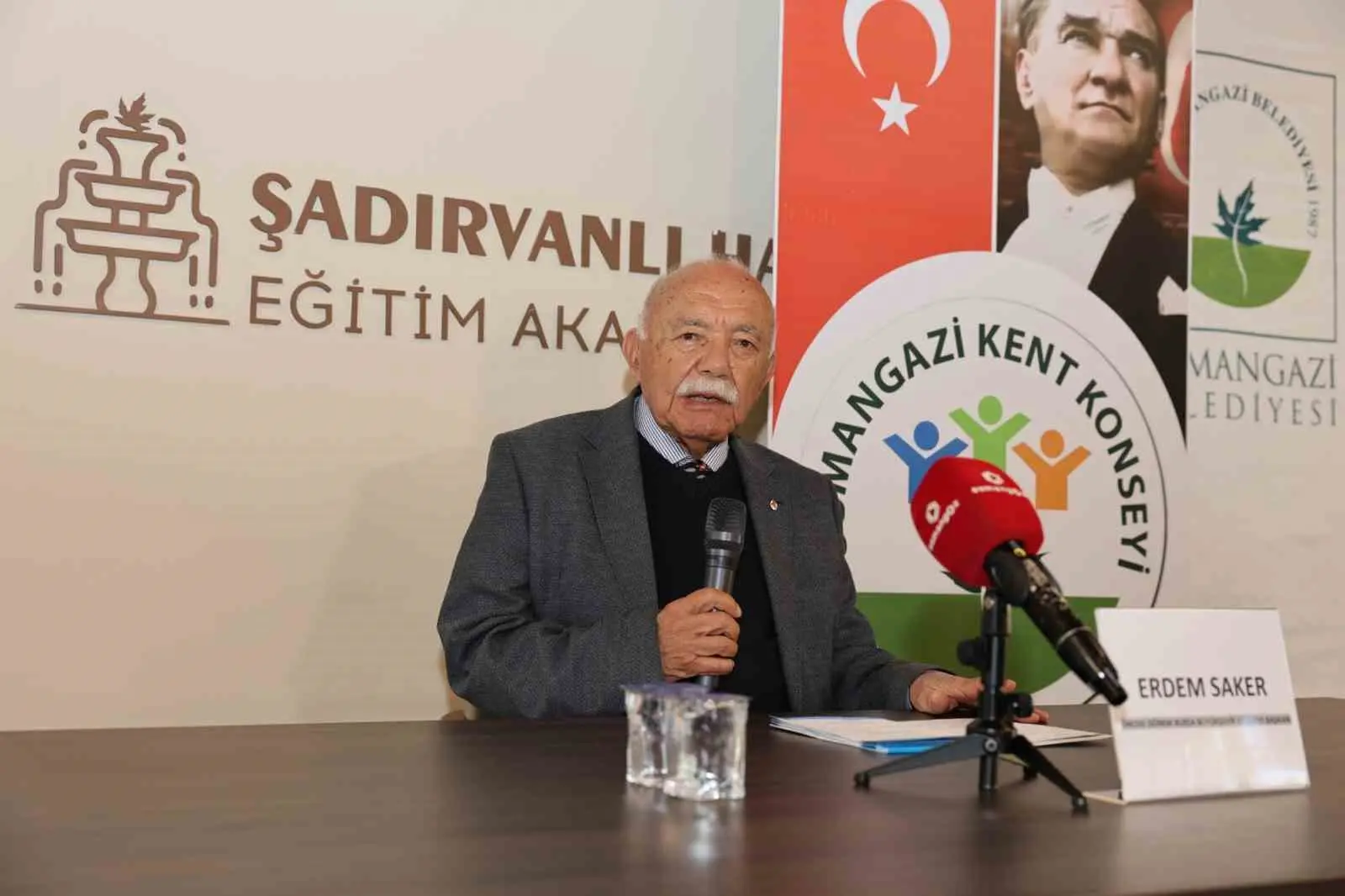 Osmangazi Belediyesi’nin ev sahipliğinde düzenlenen “Sular Şehri Bursa ve Su