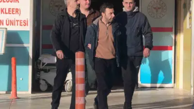 Bursa’nın İnegöl ilçesinde park halindeki araçlardan hırsızlık yapan şahıs, polis