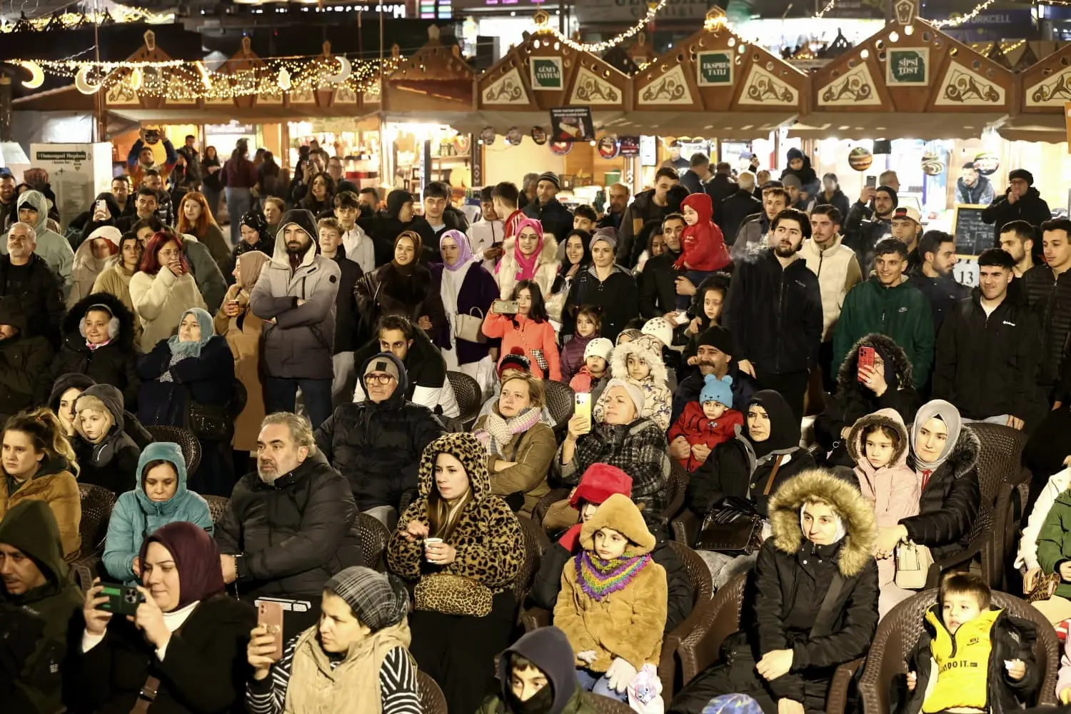 Ramazan ayının mutluluk ve sevincini vatandaşlarla paylaşmak için çeşitli etkinliklere