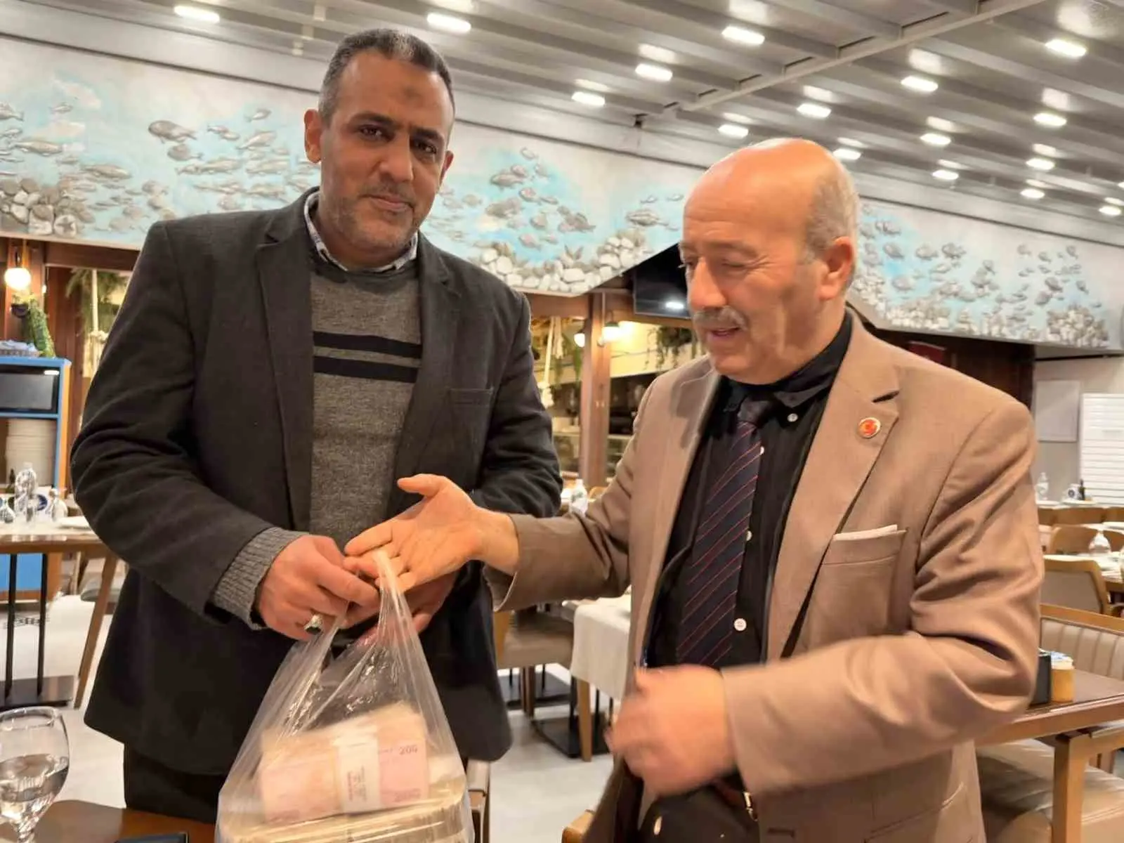 Bursa’nın Nilüfer ilçesinde balık restoranı bulunan Maşallah Kocaman, Ramazan ayında