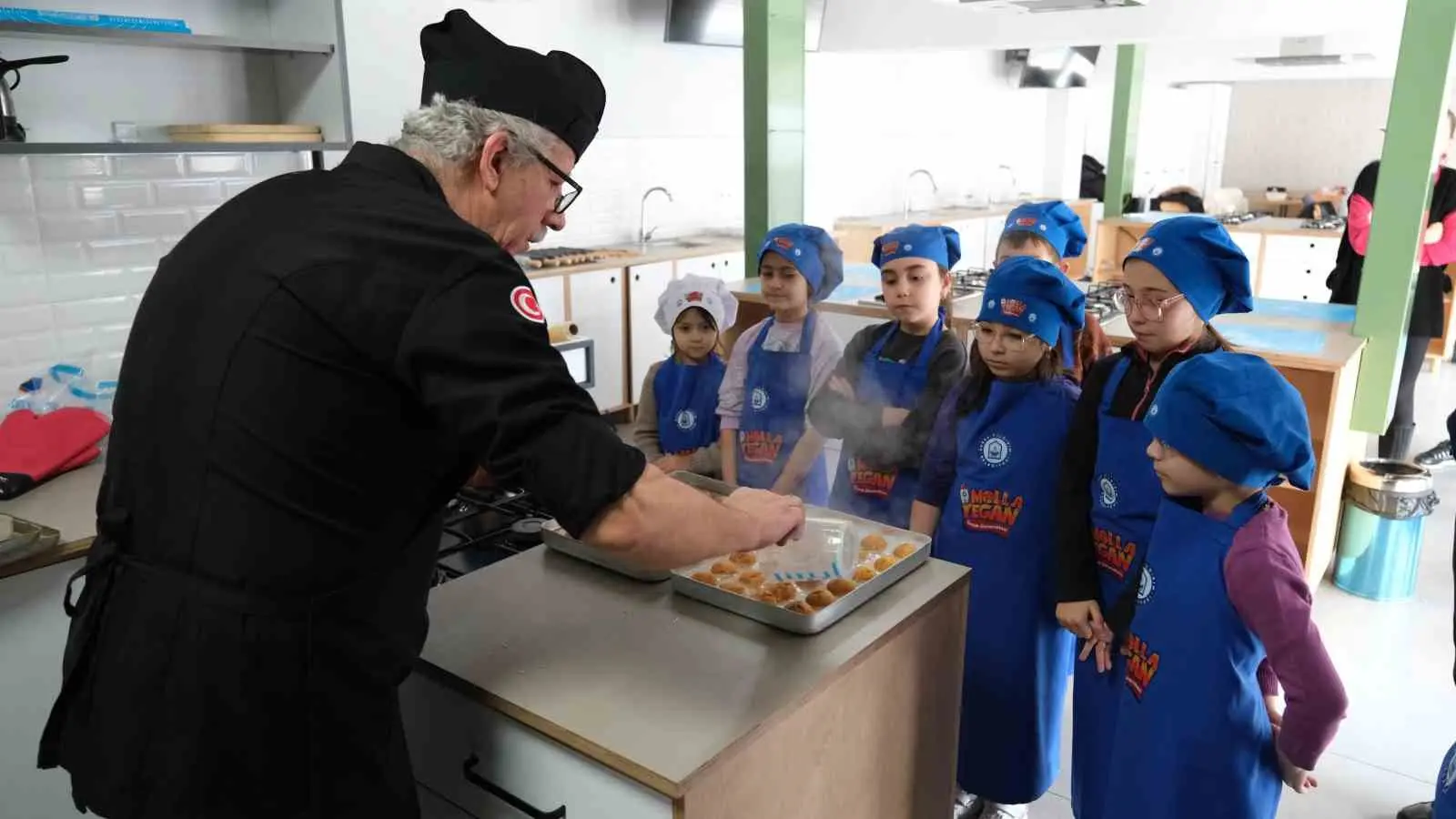 Yıldırım Belediyesi, Ramazan ayının manevi iklimini çocuklara hissettirmek için çalışmalarına
