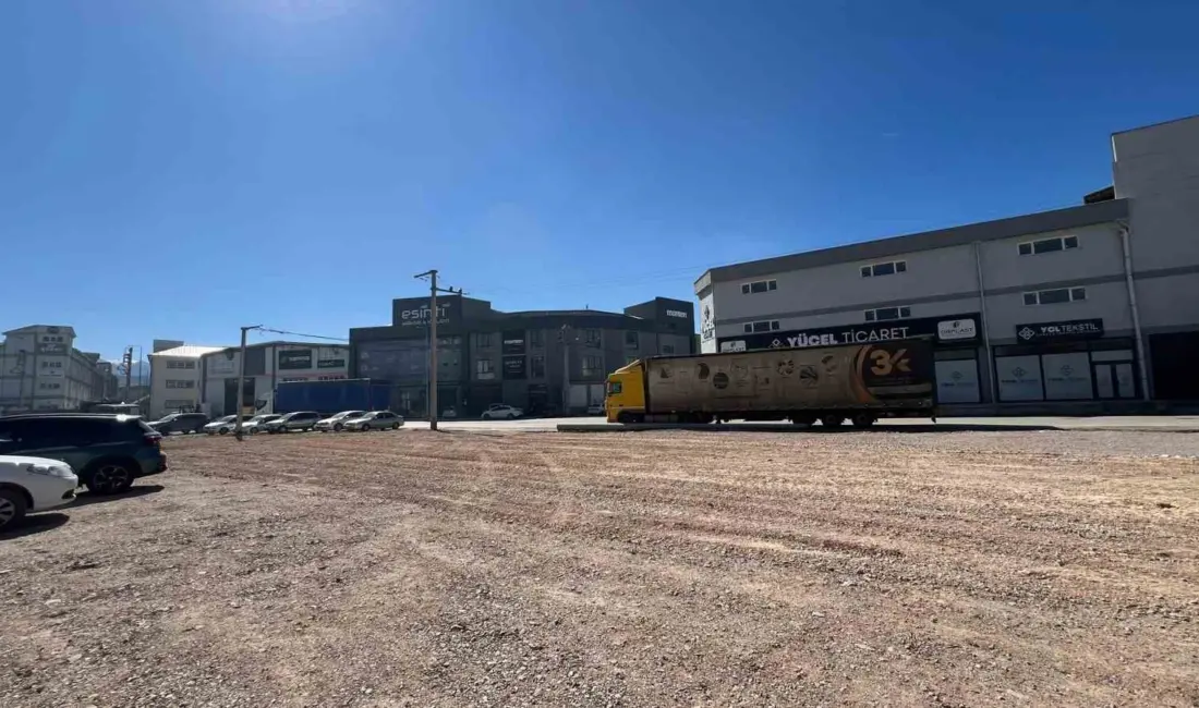 İnegöl Belediyesi, sanayi bölgesinde parklanma sorununa çözüm olacak yeni otopark