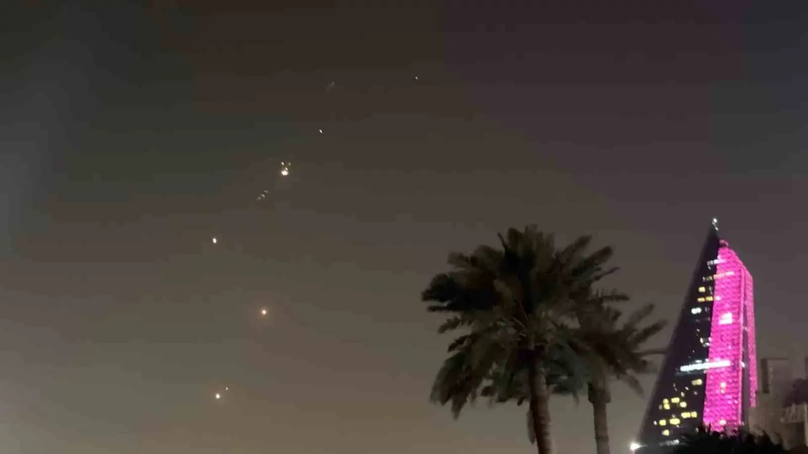 Suudi Arabistan Savunma Bakanlığı, 2 seyir füzesi ile 9 insansız