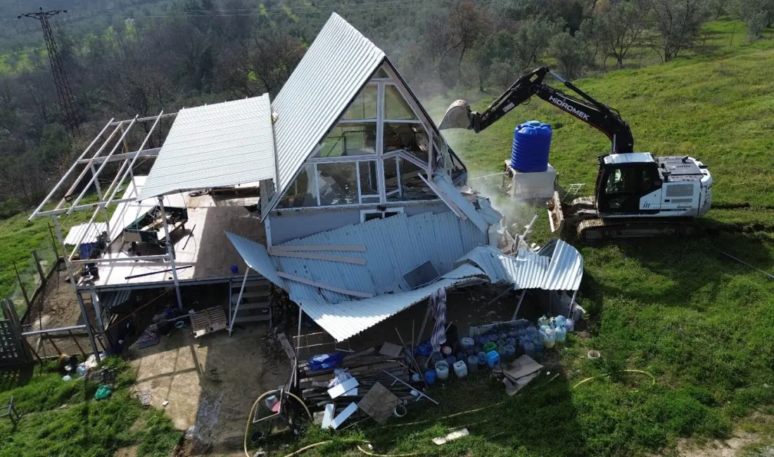 İznik Belediyesi, ilçedeki tarım arazilerinin korunması amacıyla kaçak yapılara yönelik