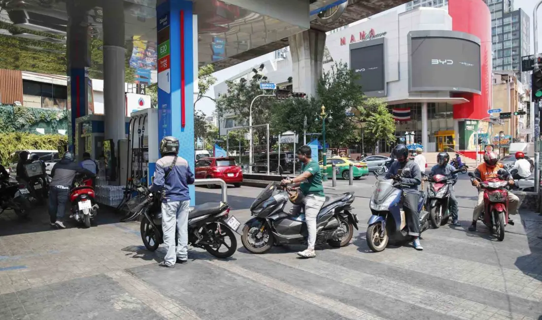 Güneydoğu Asya ülkesi Tayland’da akaryakıt fiyatlarında yaşanan sert artış ile