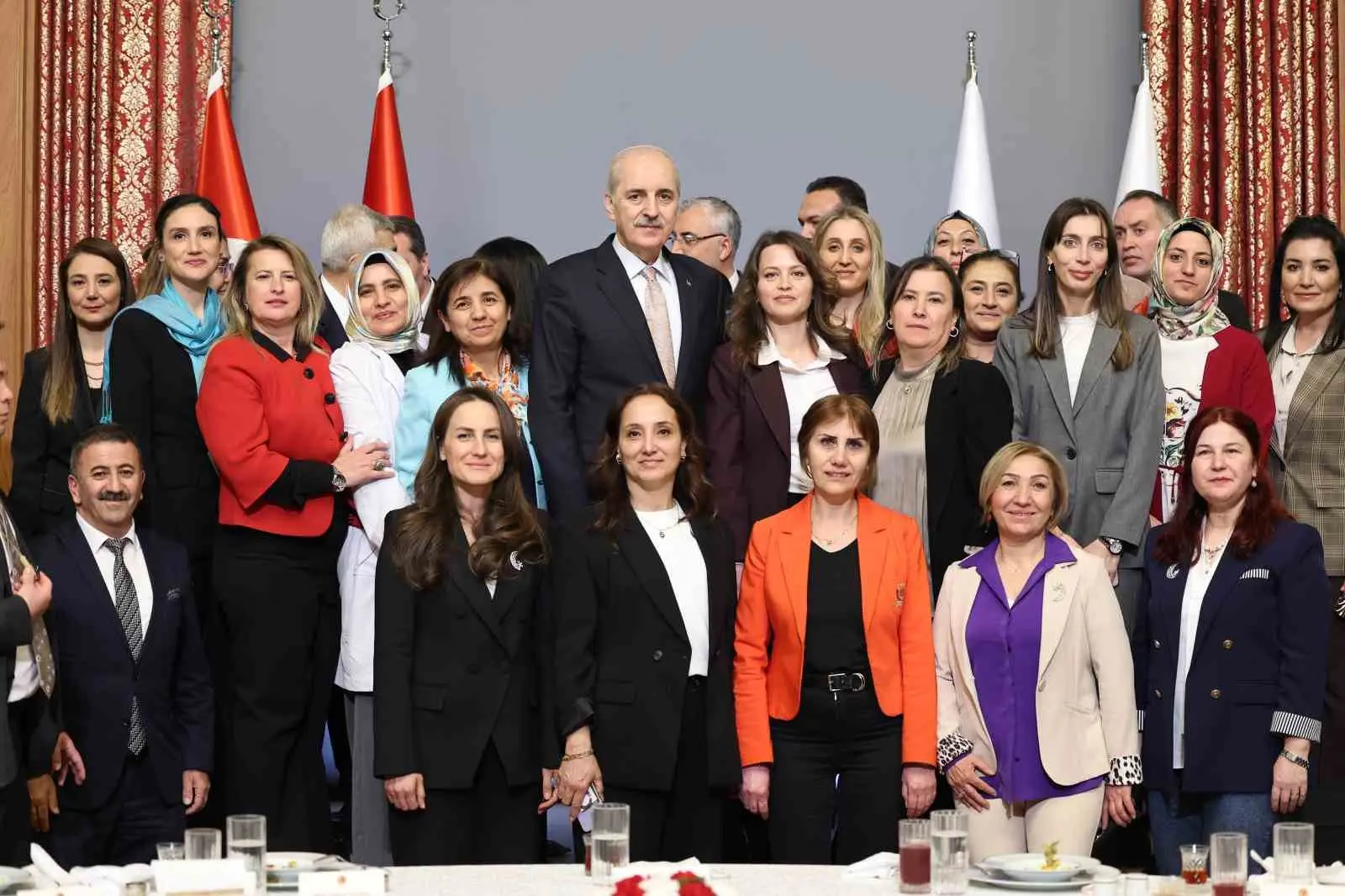 TBMM Başkanı Numan Kurtulmuş, bölgedeki bölüp parçalama senaryolarına işaret ederek,