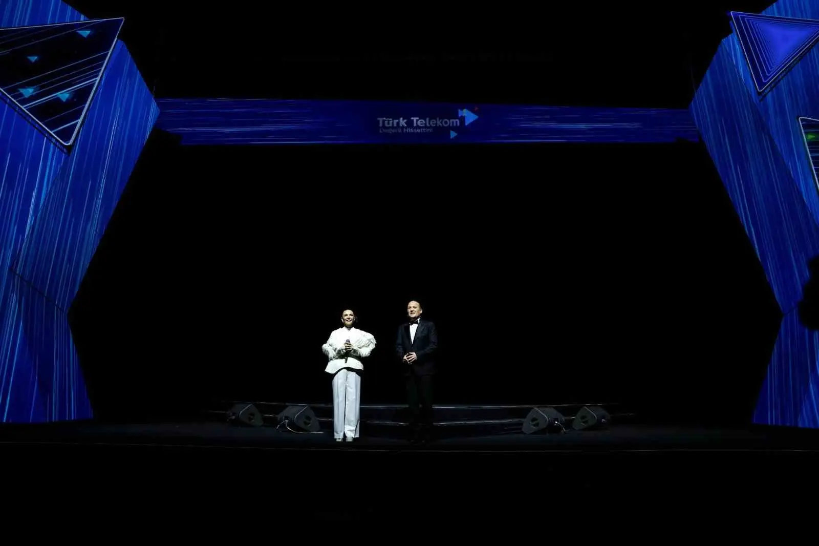 Türk Telekom, 1 Nisan’da kullanıma sunacağı 5G teknolojisini; ana destekçisi