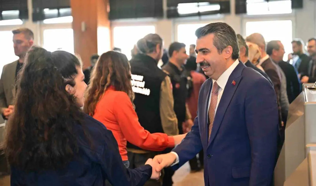 Yıldırım Belediye Başkanı Oktay Yılmaz, Ramazan Bayramı dolayısıyla, belediye çalışanlarıyla