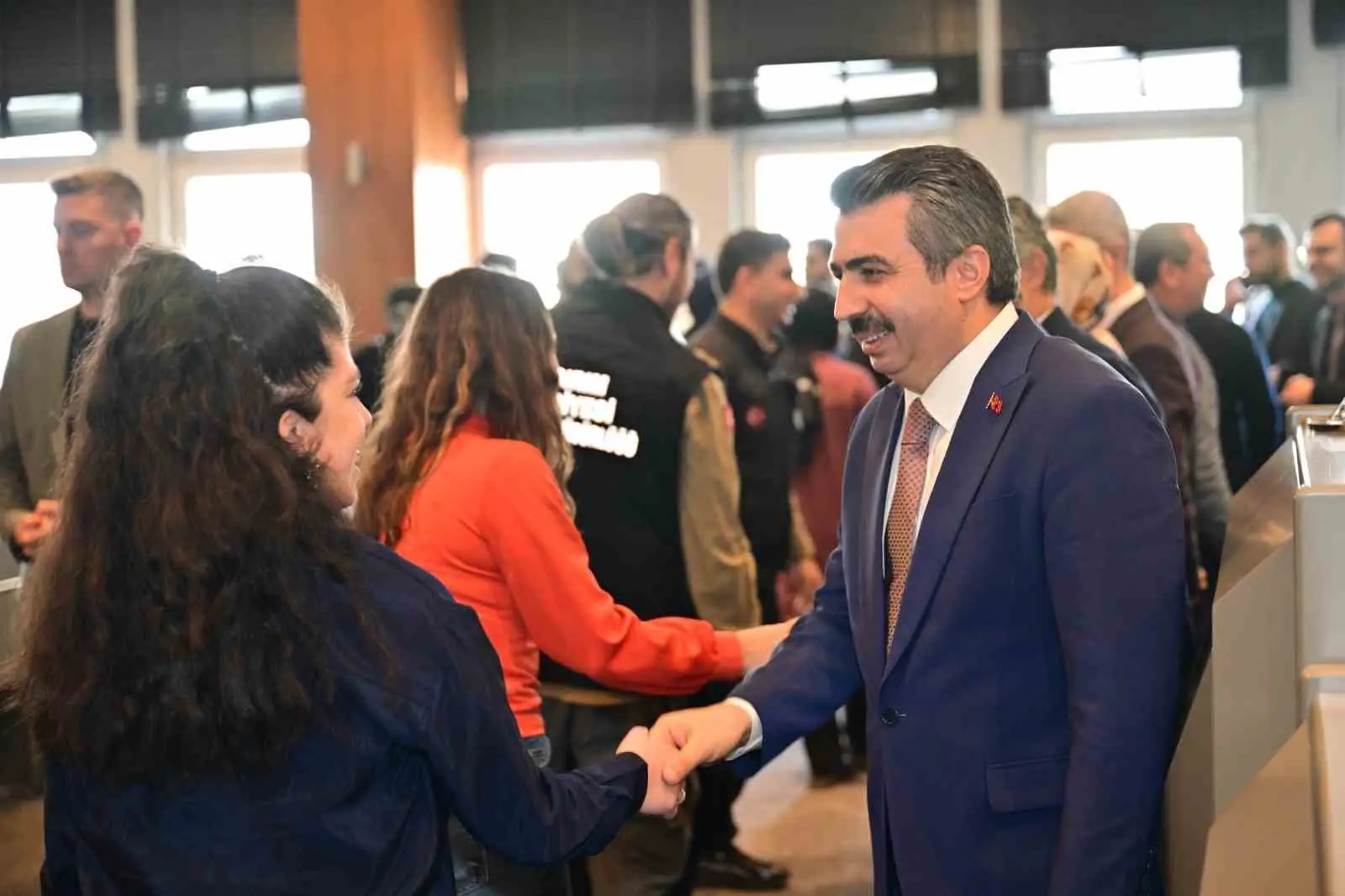 Yıldırım Belediye Başkanı Oktay Yılmaz, Ramazan Bayramı dolayısıyla, belediye çalışanlarıyla