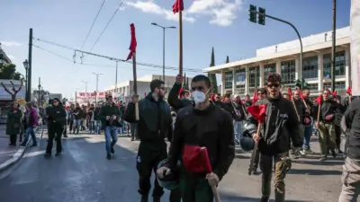 Yunanistan’da işçi sendikaları ve çeşitli örgütler, ABD ve İsrail’in İran’a