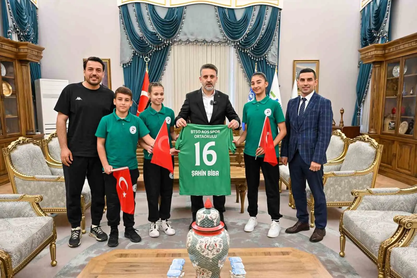 Bursa Büyükşehir Belediye Başkan Vekili Şahin Biba, 23 Nisan Ulusal