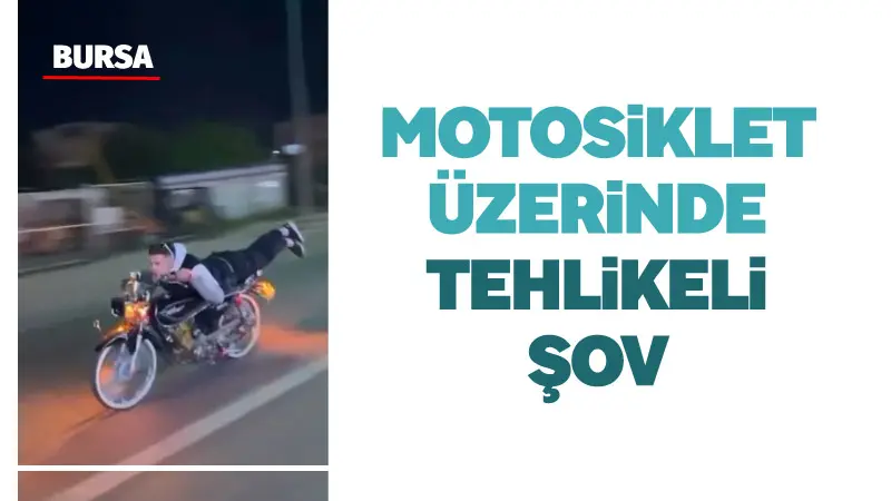Bursa’da motosiklet sürücüsünün trafikte yaptığı tehlikeli hareketler görenleri hayrete düşürdü.