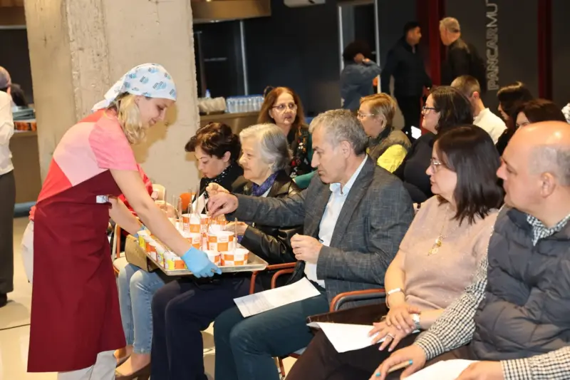 Nilüfer Belediyesi Pancar Deposu’nun ev sahipliği yaptığı “Gastroetnomüzikolojik Kaynatmalar” etkinliğinde,