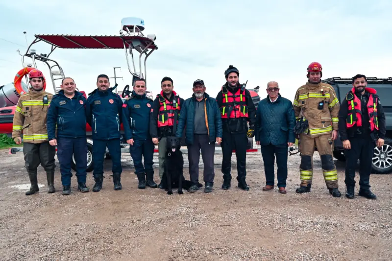 Bursa’nın Karacabey ilçesinde meydana gelen su taşkınına müdahale eden Bursa