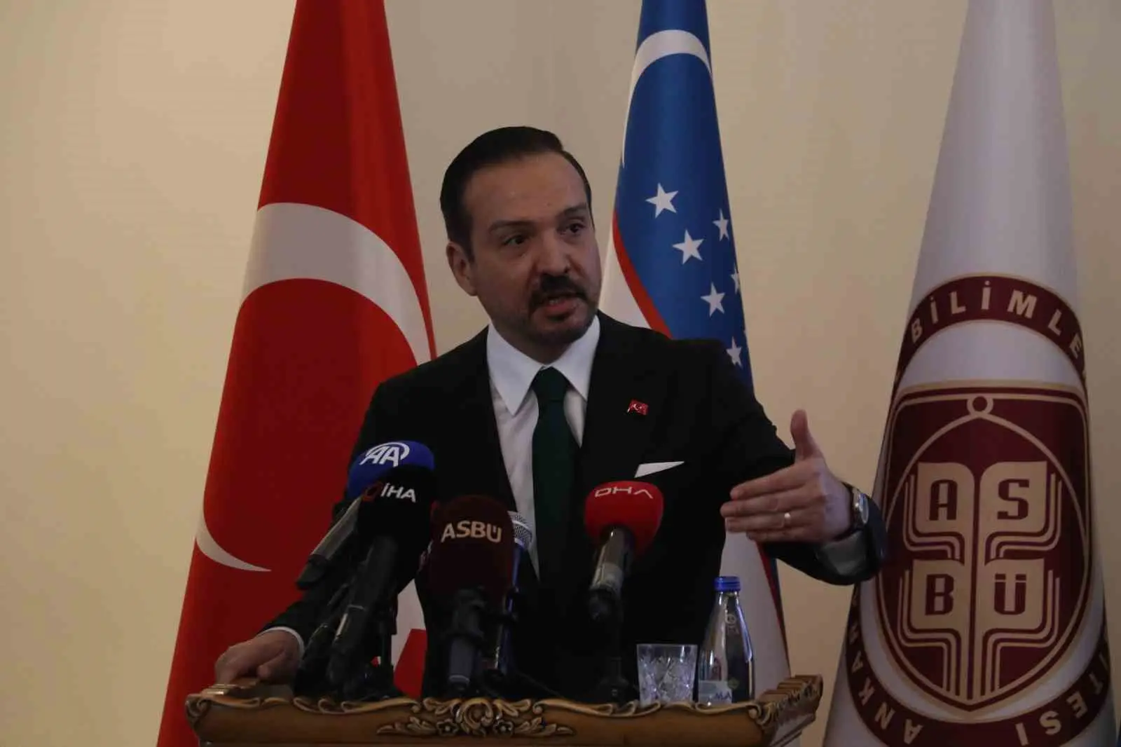 AK Parti Genel Başkan Yardımcısı ve Türk Devletleri ile İlişkiler