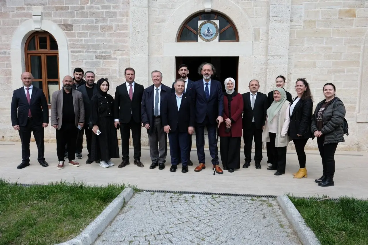 AK Parti İstanbul Milletvekilleri, her hafta cuma günü İstanbul’un üç