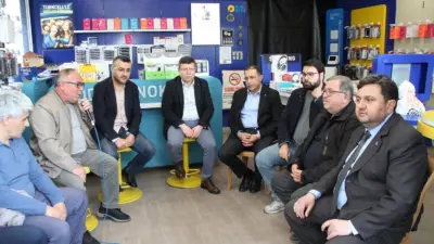 AK Parti Kula İlçe Başkanlığı tarafından mahalle başkanlarının katılımıyla istişare