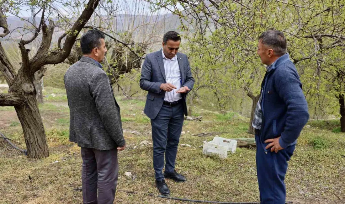 Malatya’nın Akçadağ ilçe Belediye Başkanı Hasan Ulutaş, beraberindeki heyetle birlikte