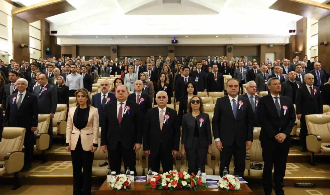 Anayasa Mahkemesi (AYM) Başkanı Kadir Özkaya, “Anayasa Mahkemesi, 64 yıllık