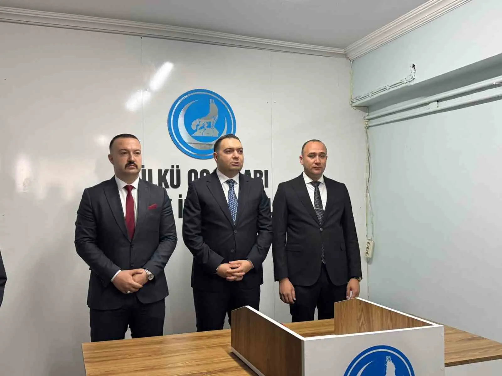Ülkü Ocakları Bilecik İl Başkanı Oğuzhan Ayvaz görevden alınırken, yerine