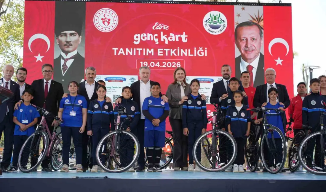 Gençlik ve Spor Bakanı Osman Aşkın Bak, “Ailelere şunu söylüyoruz,
