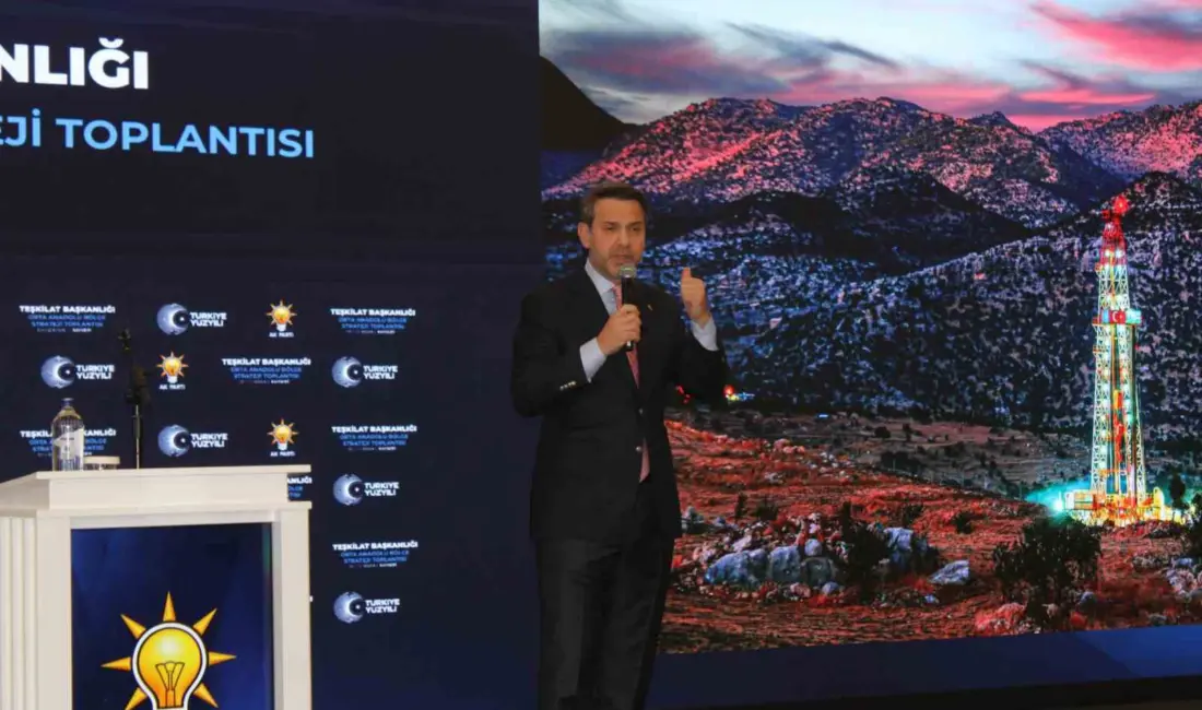 Kayseri’de düzenlenen Orta Anadolu Bölge Stratejisi Toplantısı’na katılan Enerji ve